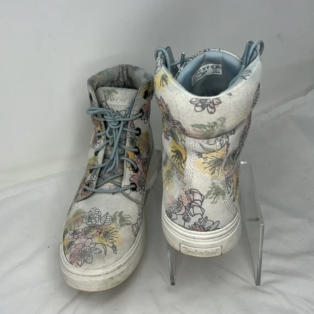 Timberland Londyn Sz 9 Floral Suede Hi Top 6”Sneakers